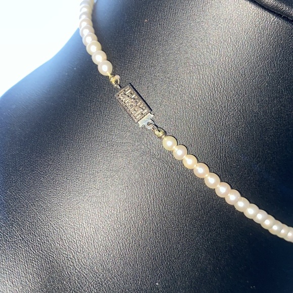 Women’s Vintage Real Pearls Necklace, 16 1/2” - Picture 3 of 17